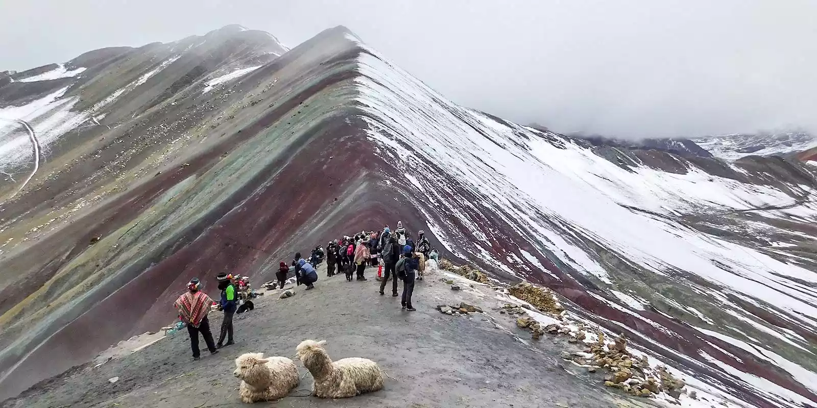 Vinicunca rainbow mountain