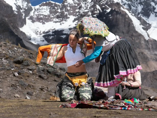 Expert Local Guides